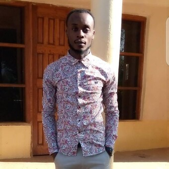 Andembe Davids