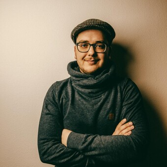 Jakob Molino - Mr. Lee Roy