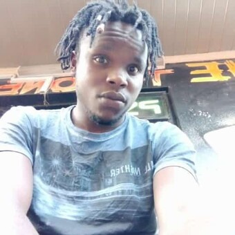 Bryson Luiz Mwandihi