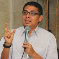 2016-10-24 Topik Idola - Narasumber Zainal Arifin Mochtar by Radio Idola Semarang