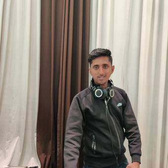 Djy Sylvester (SlyR)