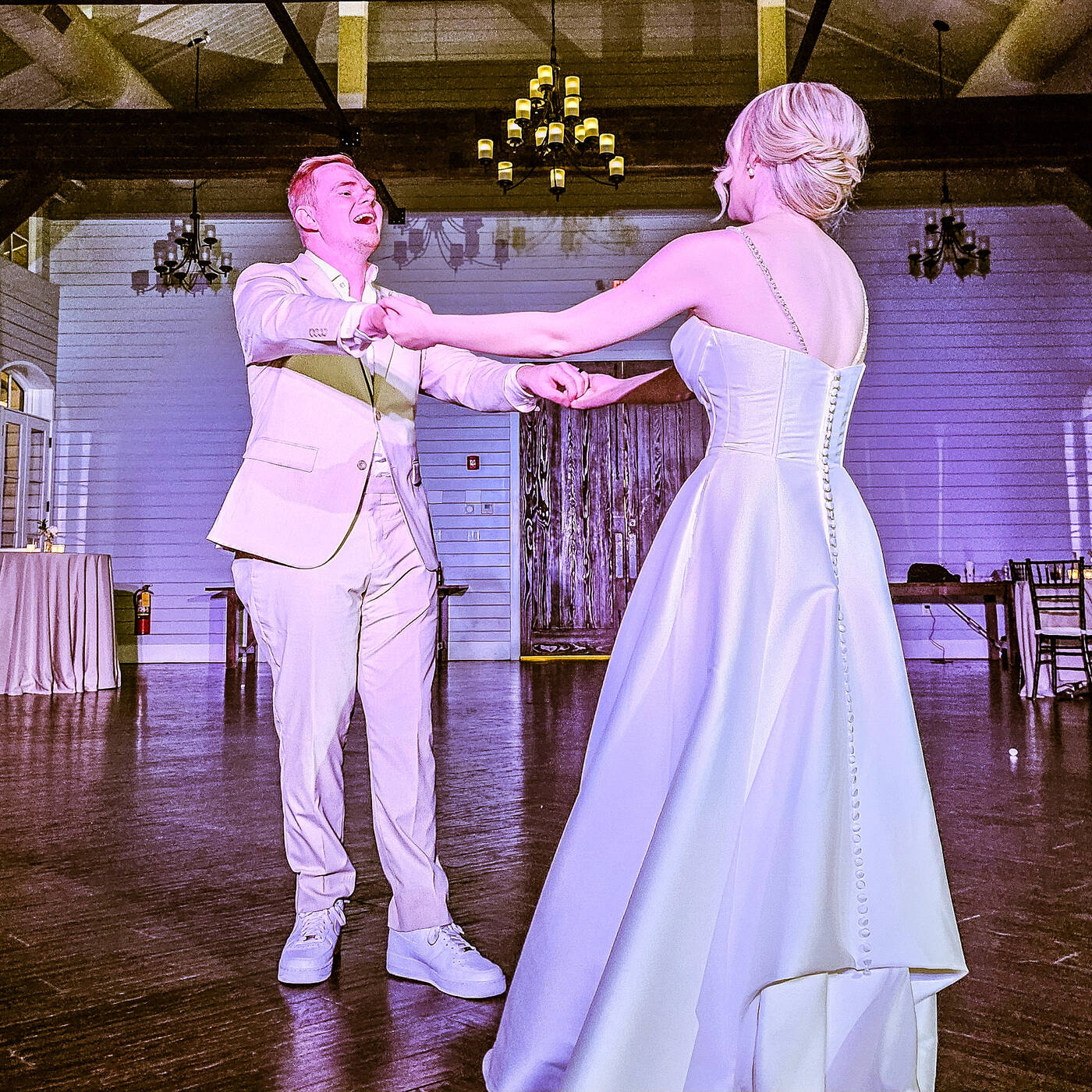 Hannah & Hobie's REMIX'D WEDDING at Foxhall--mixed by DJ Bigg H (Dance Classics, Country, Alt Rock) episode artwork