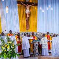 MESSE DES 70 ANS DE LA PAROISSE SAINTE ANNE DE PORT-BOUET (DIMANCHE 13 OCTOBRE 2024) by Radio Espoir