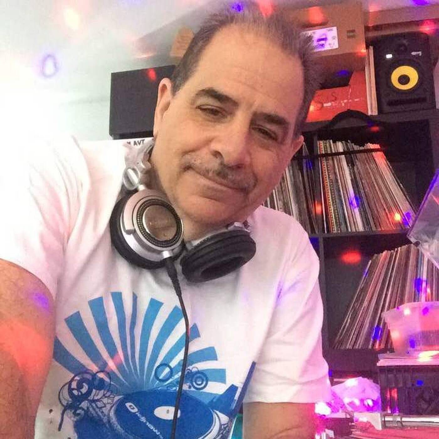 Joe Damante NYC Jammin' on CRIB RADIO - February 8, 2019 episode artwork