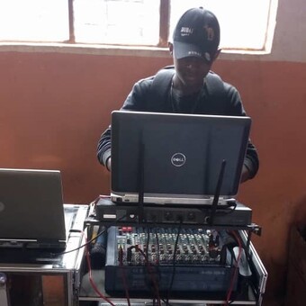 Deejay Caparo