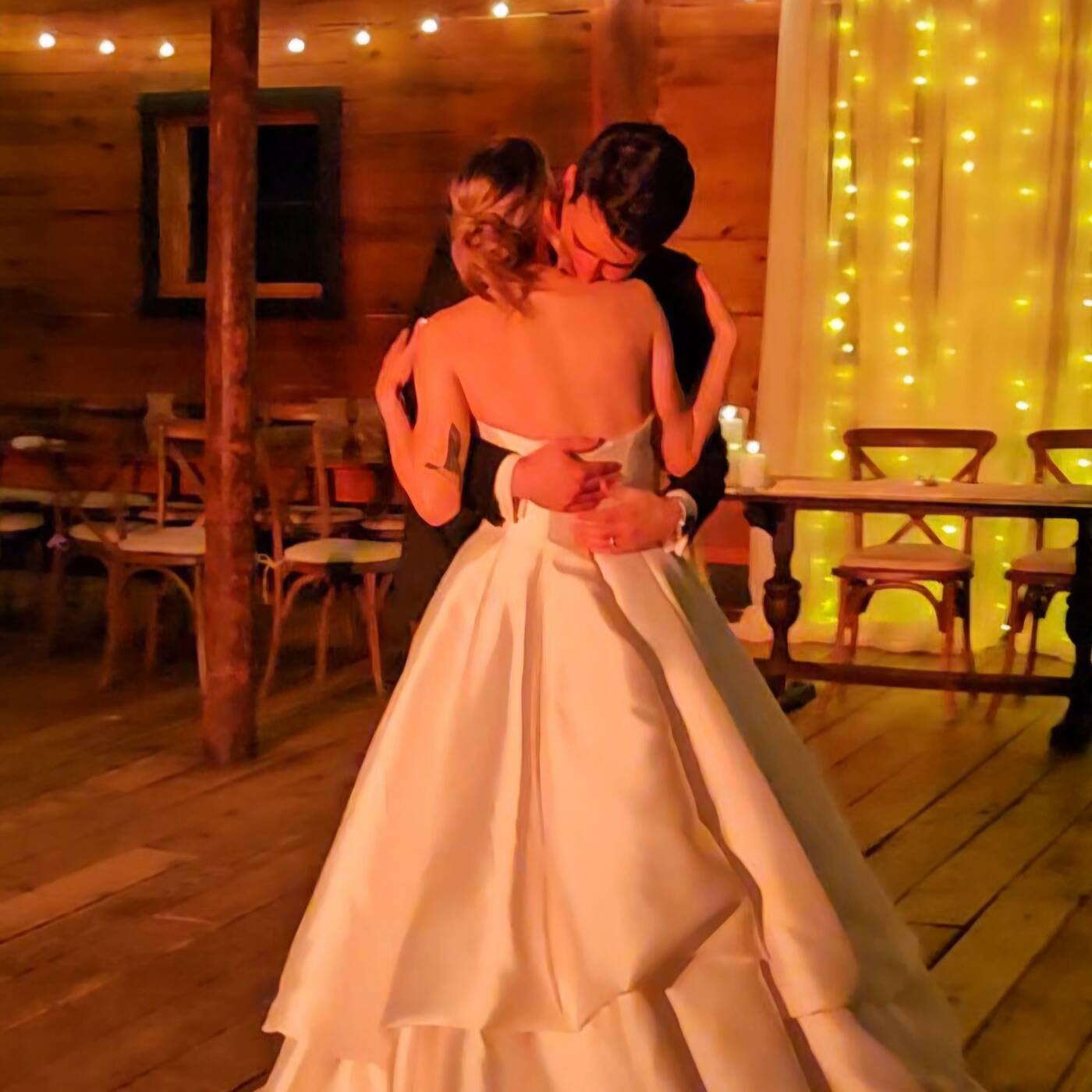 Haley & Sam's REMIX'D WEDDING at Vinewood Stables--mixed by DJ Bigg H episode artwork