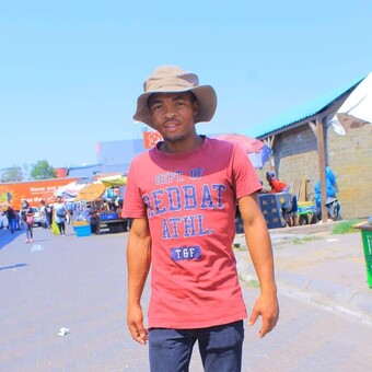 Ek's John VAN Lesabeer