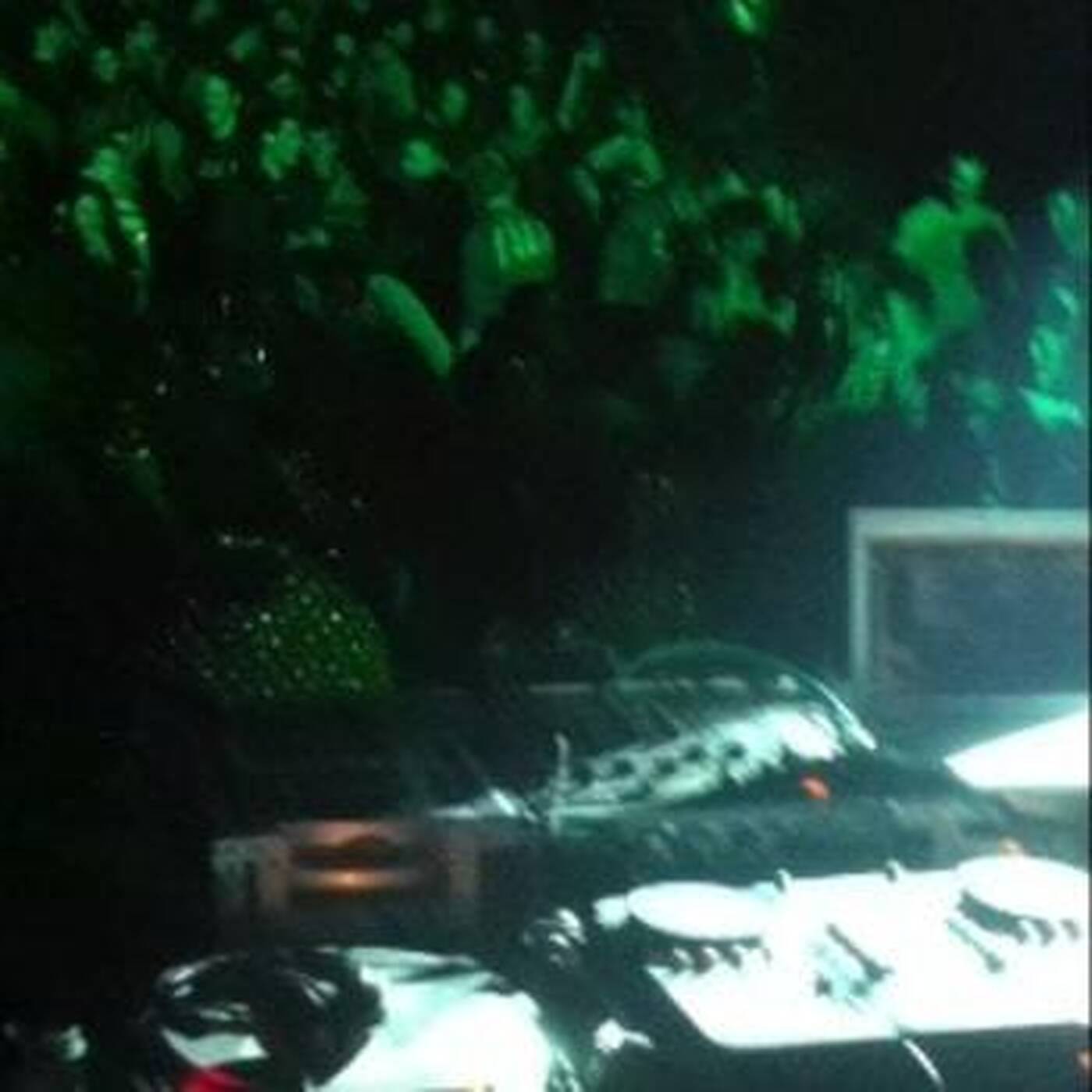 Saverios - Art Apart 16 4 2011 dnb party SUNp episode artwork