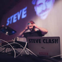 Live at Ostseekai Kiel by Steve Clash