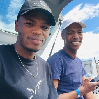 2 Hours Of Vibrations