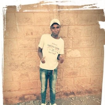 Sh&eacute;riff B&acirc;z&euml;&ntilde;g&auml; Wa &Oslash;ngwaro