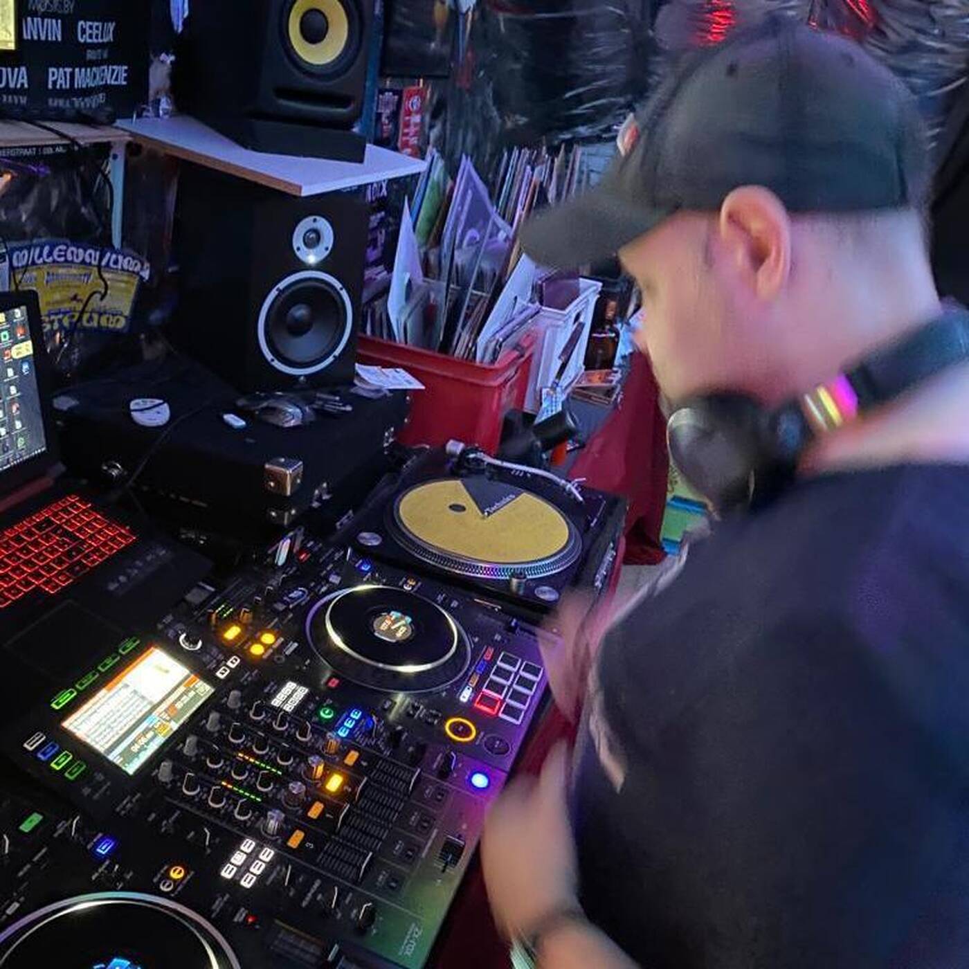 Ceelux & The Retro Doctor Live At Ceelux Trance N Dance Lab! episode artwork