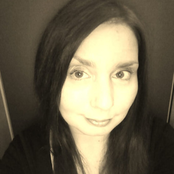 Ana Carolina Ara&uacute;jo