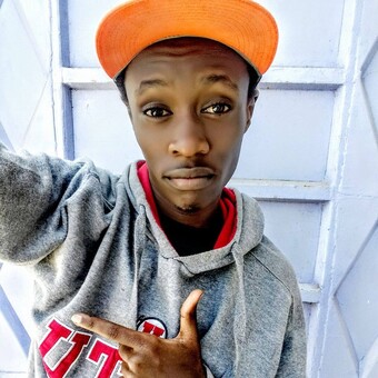 Sl&auml; Gğ&ecirc; K&eacute;