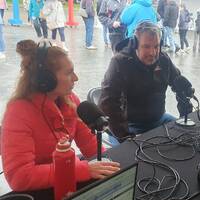 Sarah et Anthony - Grottes de Saulges et musée de la préhistoire - Relais de la flamme à Ste Suzanne et Chammes by Frequence Sillé