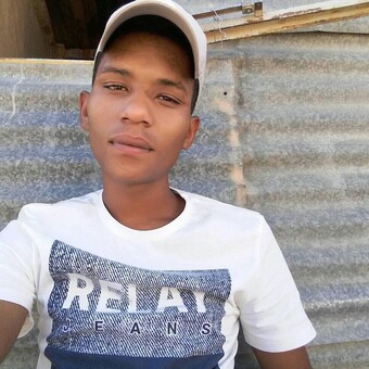 Hoof Leier &Ccedil;l&aacute;as&euml;n Tj&euml;e&ntilde;t