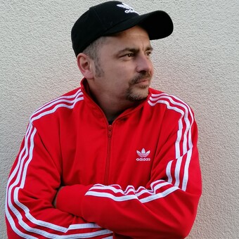 Steve Blvd (Boulevard)