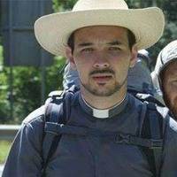 20160904 CristoAyerHoyySiempre-Entrevista al Padre Sergio-FOOTPRINTS, el Camino de tu vida by Radio 3 - FM Santa Rosa