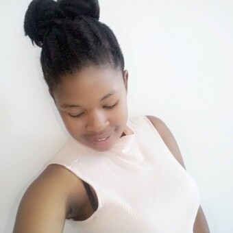 Phumelele Ndzekeli