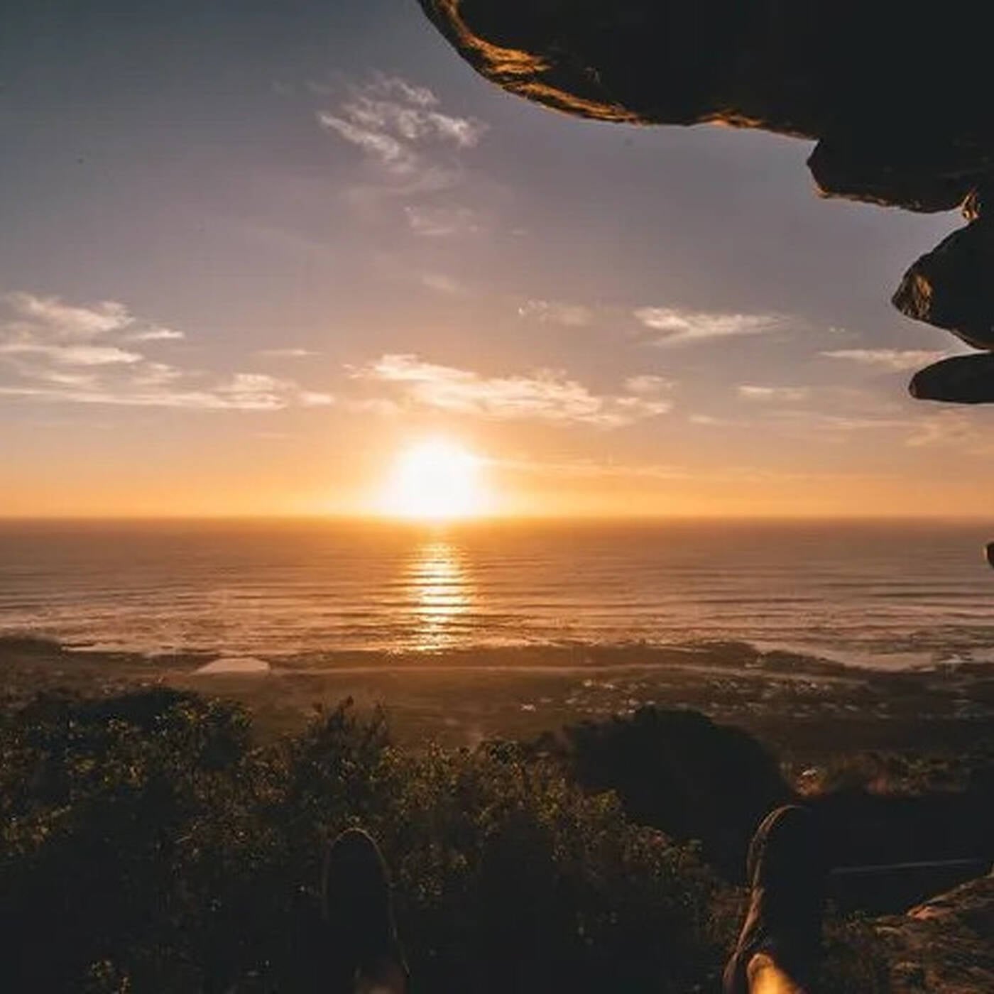 The Deep House Cave by Dj TuXxL (Univers DJ)