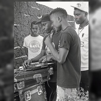 Selector Rolly The Baddest.