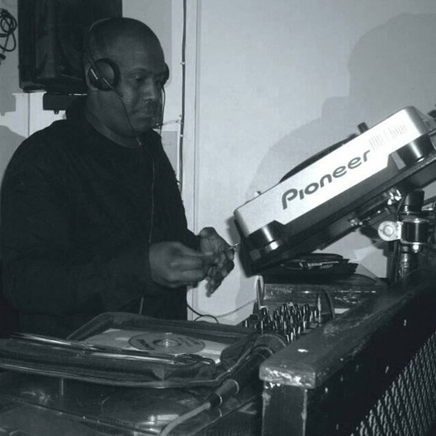 The Brotherhood Of House Dvr Show 83 Ft Mr Shadow &  J.Cub episode artwork