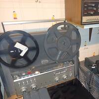 1990's_Commercials_19901215_Telemachuslaan_EV_DVDM by Het Archief radio contact Vlaanderen