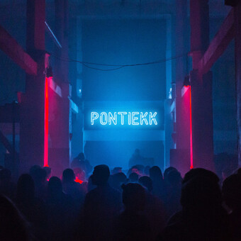 P0nTiEkK