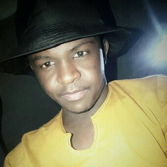 St&auml;r R&ouml;w Mlvmb&ouml;