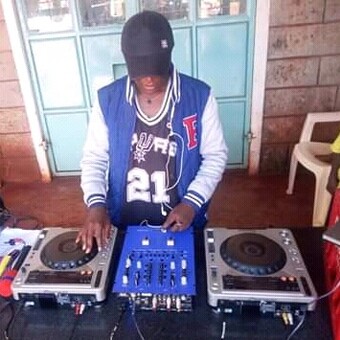 Deejay KAGAMOS DEE