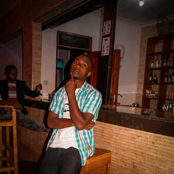 Bidadi Bisama Wolfgang