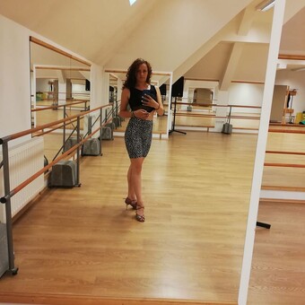 Vikt&oacute;ria Juh&aacute;sz