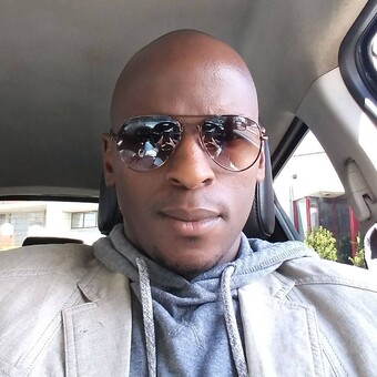 Sizwe Naxionz Moupo