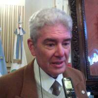 Gustavo Lores - Egresados en la Facultad de Ingeniería by UNJu Radio 05