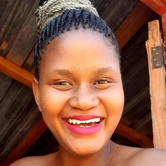 Hlogi Ngakaditsile