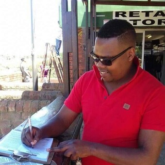 Lwandile Dikela Makala