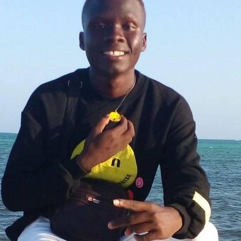 &Oslash;ff&icirc;&ccedil;&iacute;&atilde;l J&oslash;h&ntilde; K&euml;