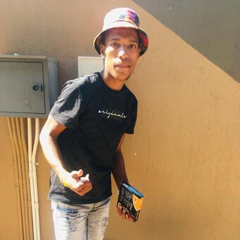 Dh&auml;t &Ntilde;&euml;&ouml; M&aacute;tl&oslash;&ugrave;