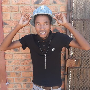Lungile Calvin Motosola