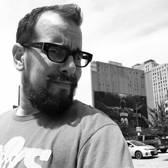 sm00v - Craig Thomas