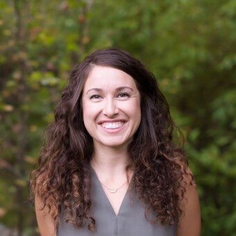 Elana Morgulis, MFT, E-RYT