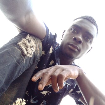 Dennis Tungani