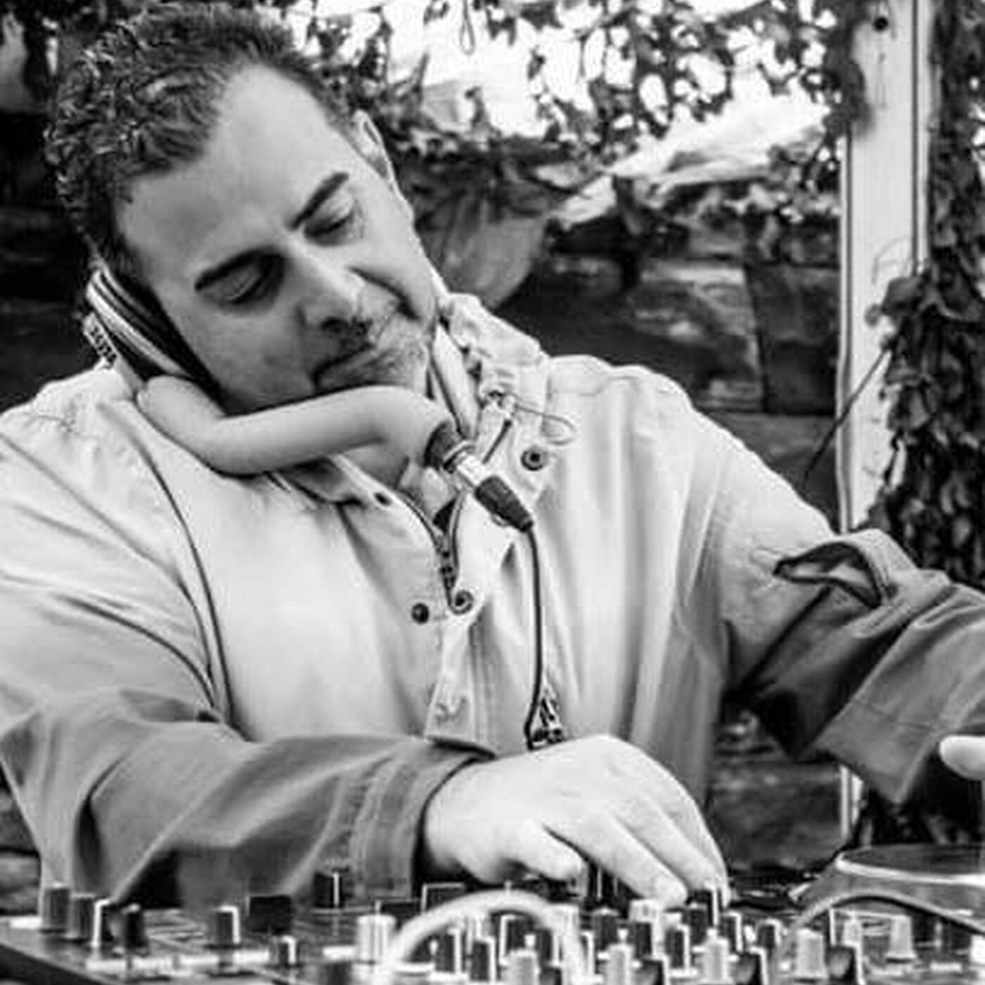 Lenny Fontana CLASSIC HOUSE *PART 1* on CRIB RADIO - November 2, 2019 episode artwork