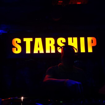 rico leonhard - starship Crew