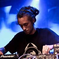 Live set / Podcast / Guestmix