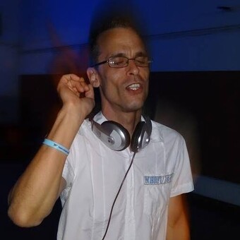 Szab&oacute; Zolt&aacute;n