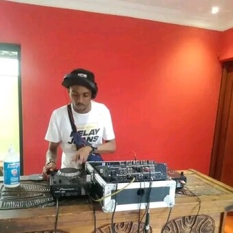Xolani Mxova Mthethwa