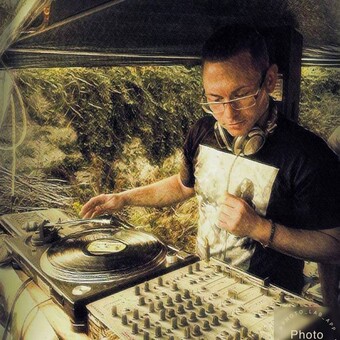 A-XiD! ak&aacute; Sun-Fire