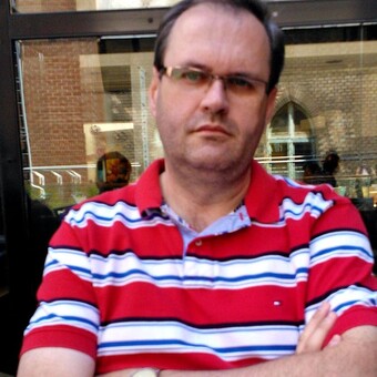 N&eacute;meth L&aacute;szl&oacute;