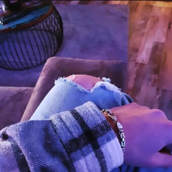 Type Music Independent.